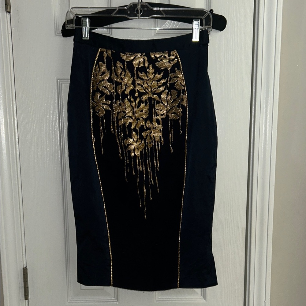 Katharine Kidd - Elegant Black and Gold Embroidered Skirt